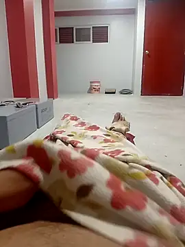 Yiyo19-3 online show from October 28, 2025, 8:35 am