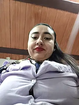 AMATISTA  16 online show from October 14, 2025, 12:28 pm