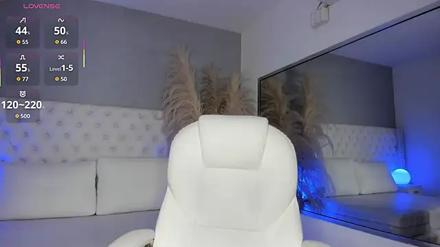 Ebonysweet   online show from February 13, 2026, 7:58 pm