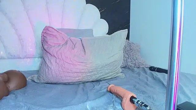 Roxana gomez online show from March 27, 2026, 8:26 am