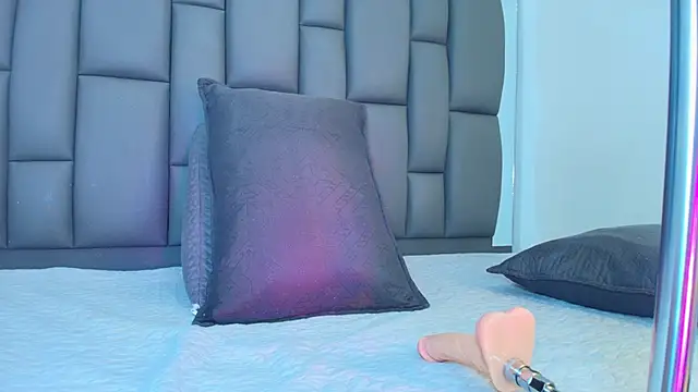 Roxana gomez online show from March 10, 2026, 3:32 am