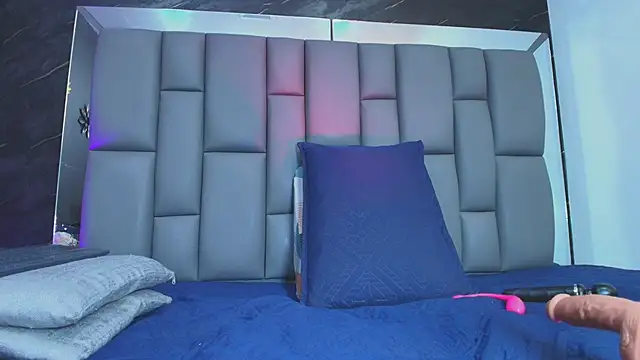 Roxana gomez online show from October 5, 2025, 3:19 am