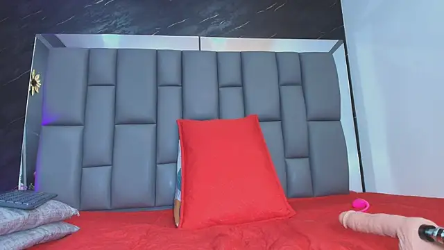 Roxana gomez online show from October 3, 2025, 3:09 am