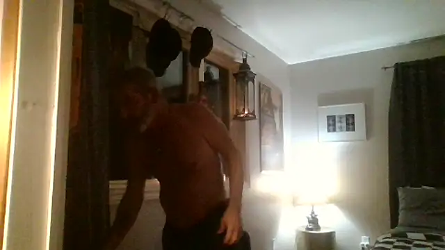 FoxnMouse online show from September 15, 2025, 3:29 am