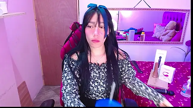 IVET CUTE1 online show from May 23, 2026, 11:48 pm