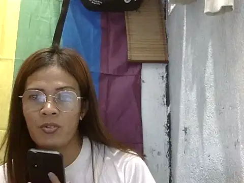Snapshot of juicycum069 chatting on June 4, 2026, 4:28 am juicycum069 online show from June 4, 2026, 4:28 am