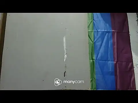 juicycum069 online show from February 15, 2026, 8:41 pm