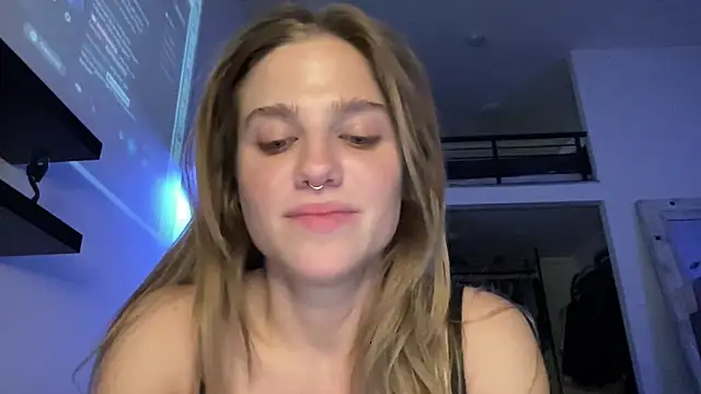 Snapshot of sweetceeme chatting on February 15, 2026, 10:47 am sweetceeme online show from February 15, 2026, 10:47 am