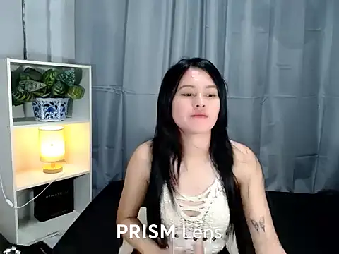 Urasian ladybug online show from October 9, 2025, 4:57 am