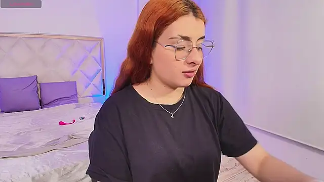 Naomy tay1 online show from October 20, 2025, 3:08 am