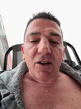 Snapshot of BULLBSX chatting on March 30, 2026, 3:24 pm BULLBSX online show from March 30, 2026, 3:24 pm