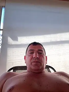 Snapshot of BULLBSX chatting on April 8, 2026, 11:01 am BULLBSX online show from April 8, 2026, 11:01 am