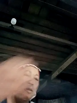 Mamapm20 online show from September 19, 2025, 12:31 pm