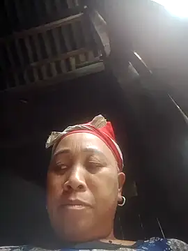 Mamapm20 online show from October 4, 2025, 6:15 am