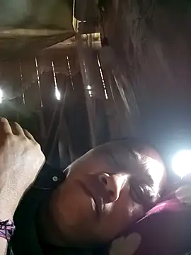 Mamapm20 online show from September 10, 2025, 6:56 am