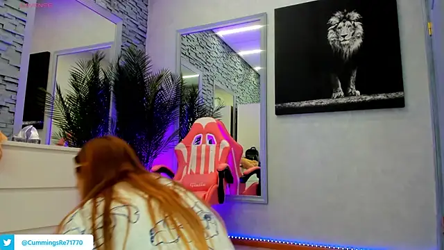 Reina Cummings online show from February 21, 2026, 8:05 am