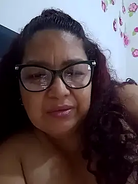 ladytropical1 online show from October 3, 2025, 10:39 am