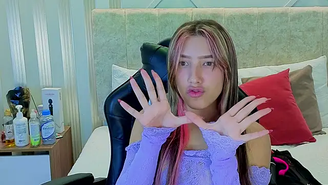 nami sweet  online show from September 24, 2025, 3:35 am