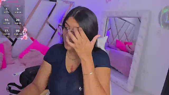 megann  up online show from October 12, 2025, 11:28 pm