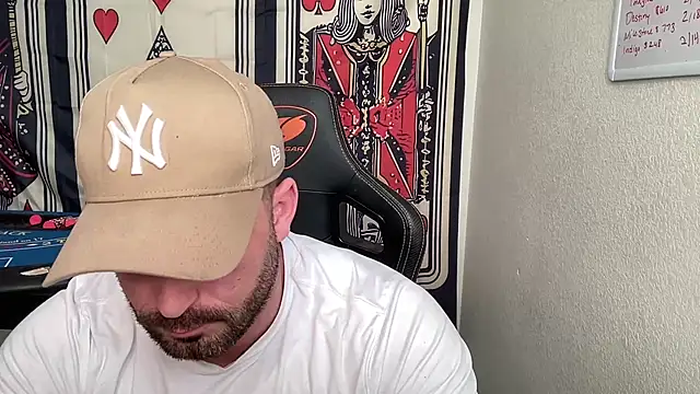 brettmycles28 online show from February 13, 2026, 6:41 pm