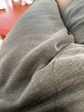 bigDick 000610 online show from June 20, 2026, 6:18 am