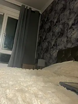 raen001 online show from February 8, 2026, 10:07 pm