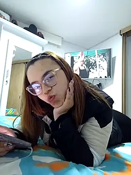 AlissonPeach01 online show from October 22, 2025, 4:23 am