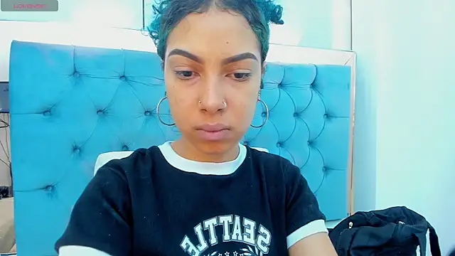 Snapshot of lis_rous chatting on October 4, 2025, 11:23 am lis rous online show from October 4, 2025, 11:23 am