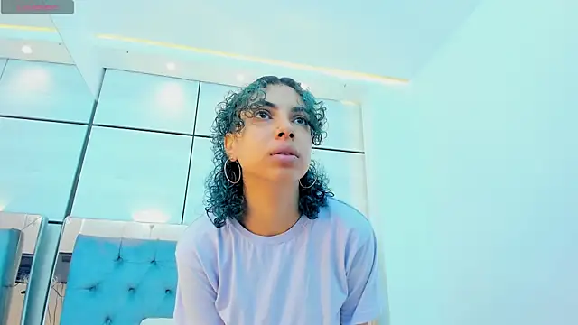 Snapshot of lis_rous chatting on October 7, 2025, 11:22 am lis rous online show from October 7, 2025, 11:22 am