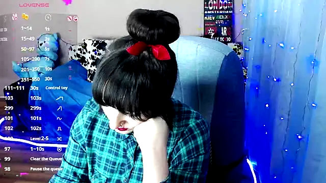 MilaRay online show from February 4, 2025, 4:50 pm