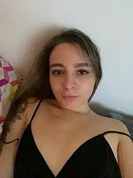 karla-thomsom10 online show from November 13, 2025, 8:24 pm