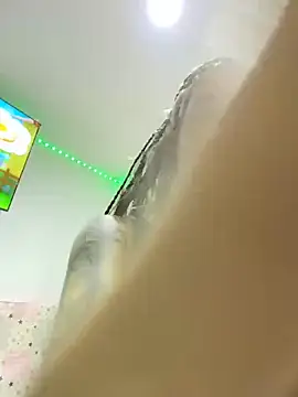 karla-thomsom10 online show from April 15, 2026, 6:34 pm