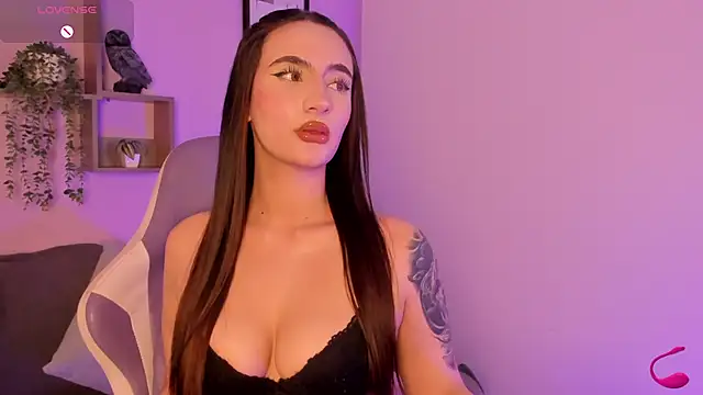  CELESTE MOORE online show from September 9, 2025, 8:51 pm