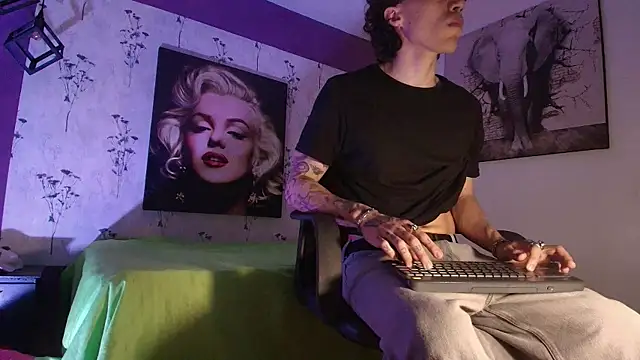 felix  star online show from October 14, 2025, 7:58 pm