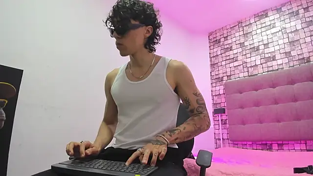 felix  star online show from September 16, 2025, 7:37 pm