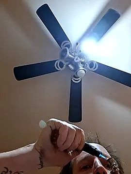 Lavoieya online show from January 10, 2026, 2:07 am