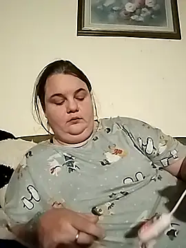 LittleBunny3 online show from November 10, 2025, 12:48 am