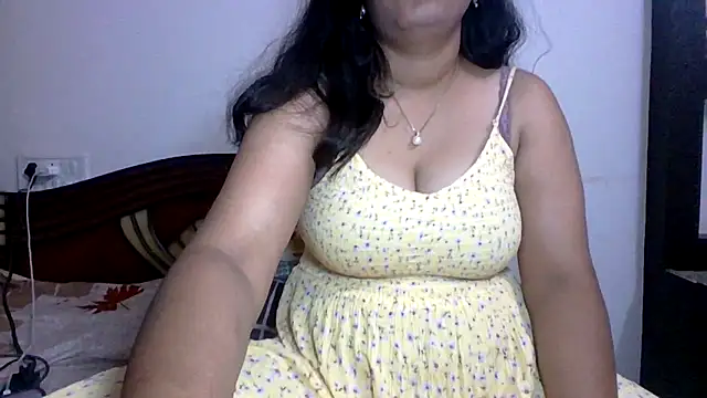 Snapshot of anu-anu2002 chatting on May 26, 2026, 7:39 am anu-anu2002 online show from May 26, 2026, 7:39 am