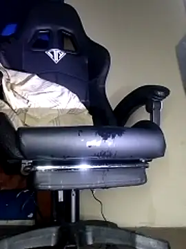 Bosssweet22cm online show from November 28, 2025, 4:51 pm