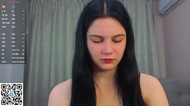 EnricaElis online show from May 16, 2026, 8:41 pm