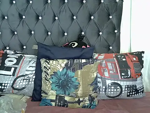 Snapshot of BIG_BOOBSxXxX chatting on January 10, 2026, 5:52 pm BIG BOOBSxXxX online show from January 10, 2026, 5:52 pm