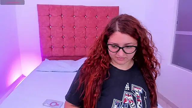 mishell lovely online show from February 27, 2026, 12:16 pm