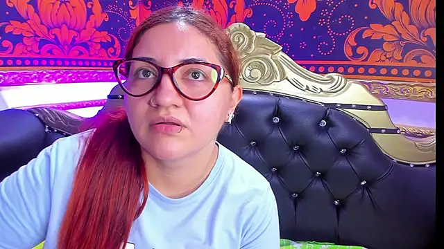 mishell lovely online show from September 24, 2025, 2:34 pm