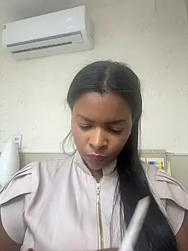tayzinhaaa online show from July 21, 2026, 4:52 pm