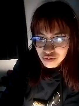 Snapshot of Katyuskka_love chatting on November 19, 2025, 5:07 am Katyuskka love online show from November 19, 2025, 5:07 am