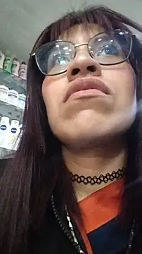 Snapshot of Katyuskka_love chatting on November 13, 2025, 9:19 pm Katyuskka love online show from November 13, 2025, 9:19 pm