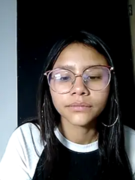 SofieLove 01 online show from December 21, 2025, 8:27 am