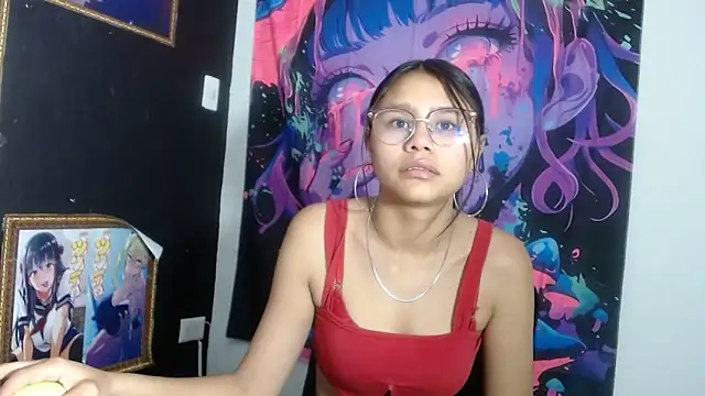 SofieLove 01 online show from September 29, 2025, 9:05 am