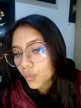 SofieLove 01 online show from November 28, 2025, 7:30 am