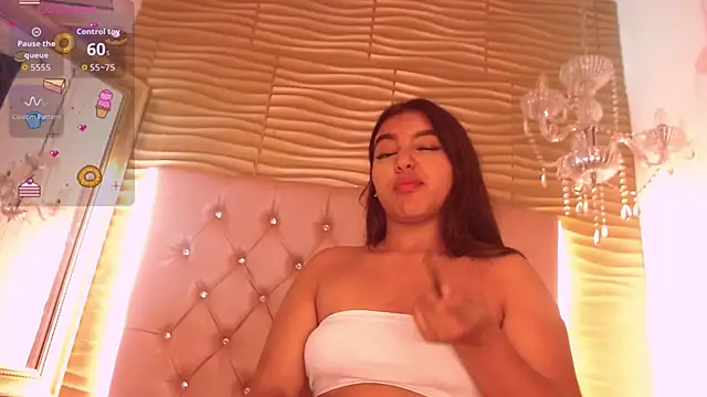 MariyaNovaki online show from October 23, 2025, 1:04 am